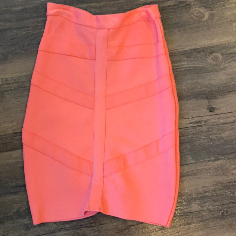 Bebe bandage skirt